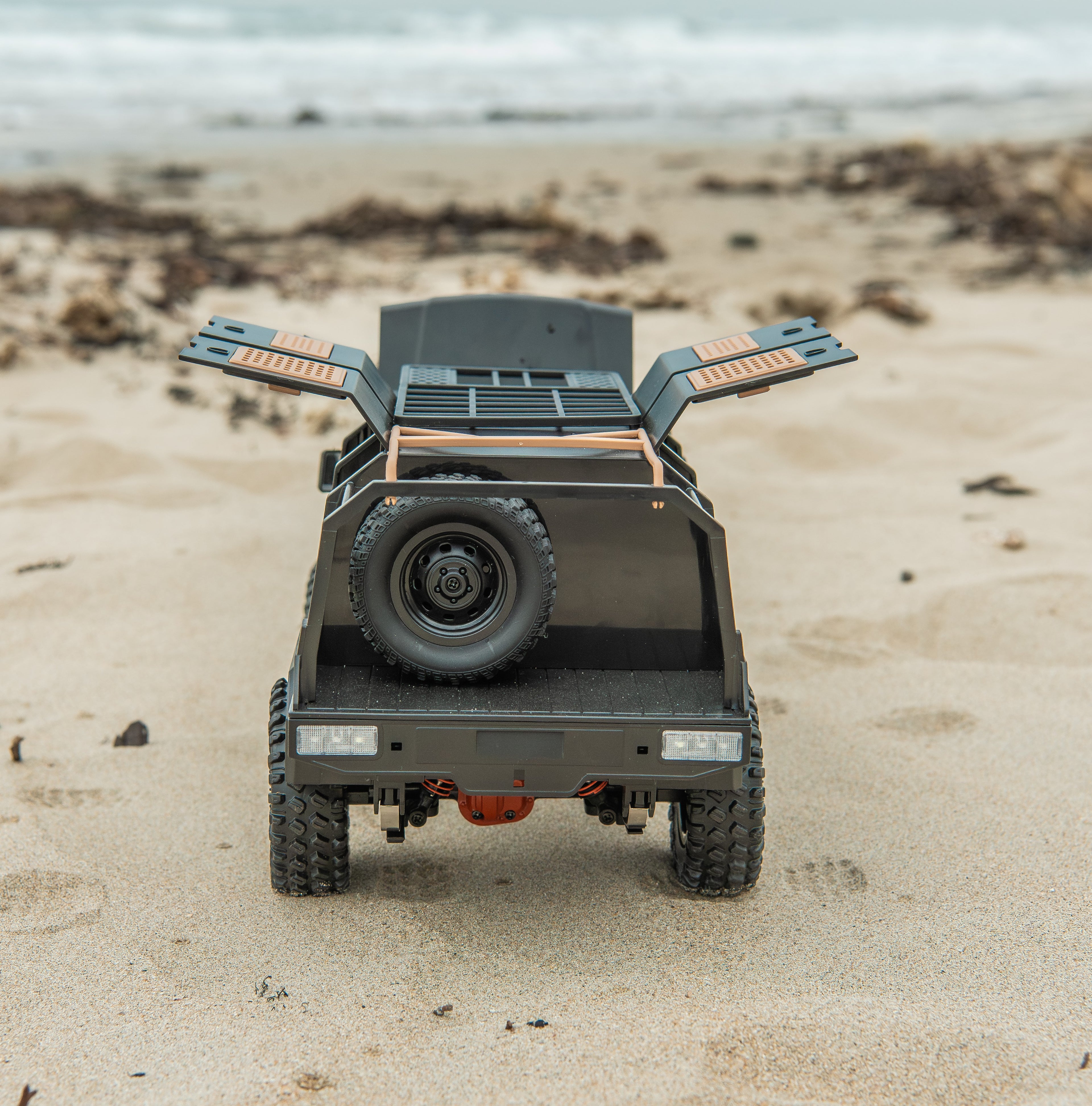 LC79 RC CRAWLER TOURER (BLACK)