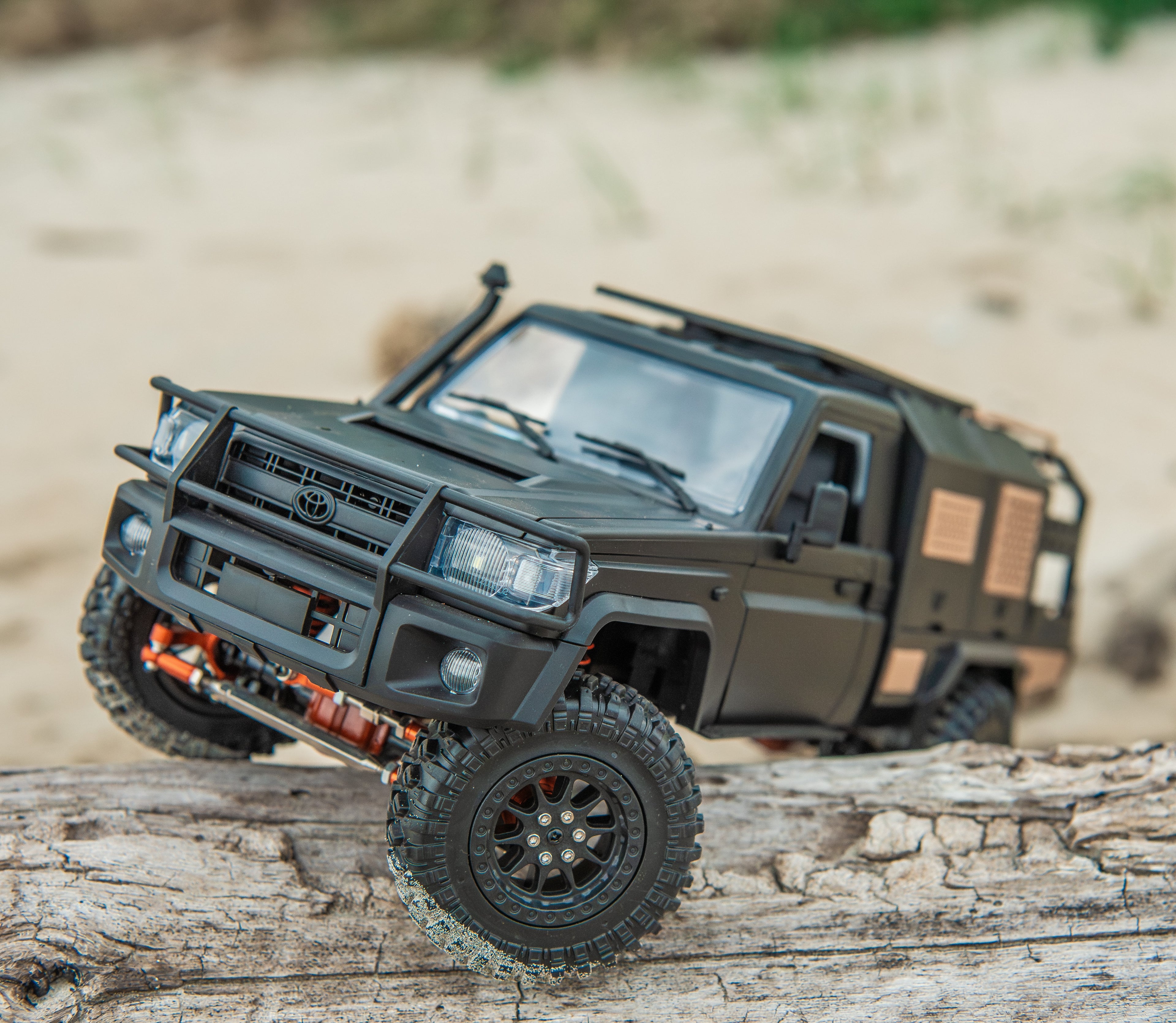 LC79 RC CRAWLER TOURER (BLACK)