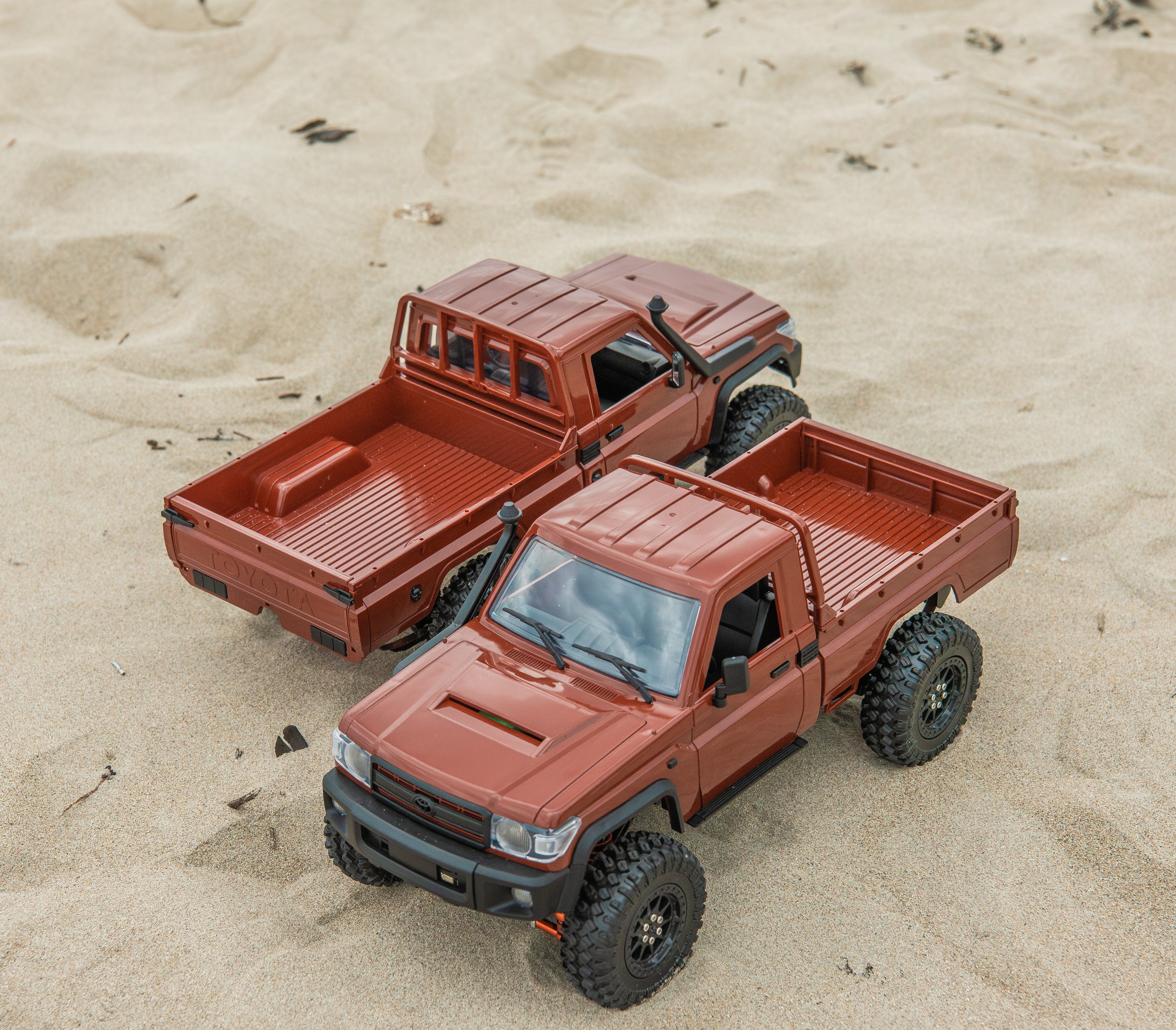 LC79 RC CRAWLER PICKUP (RED)