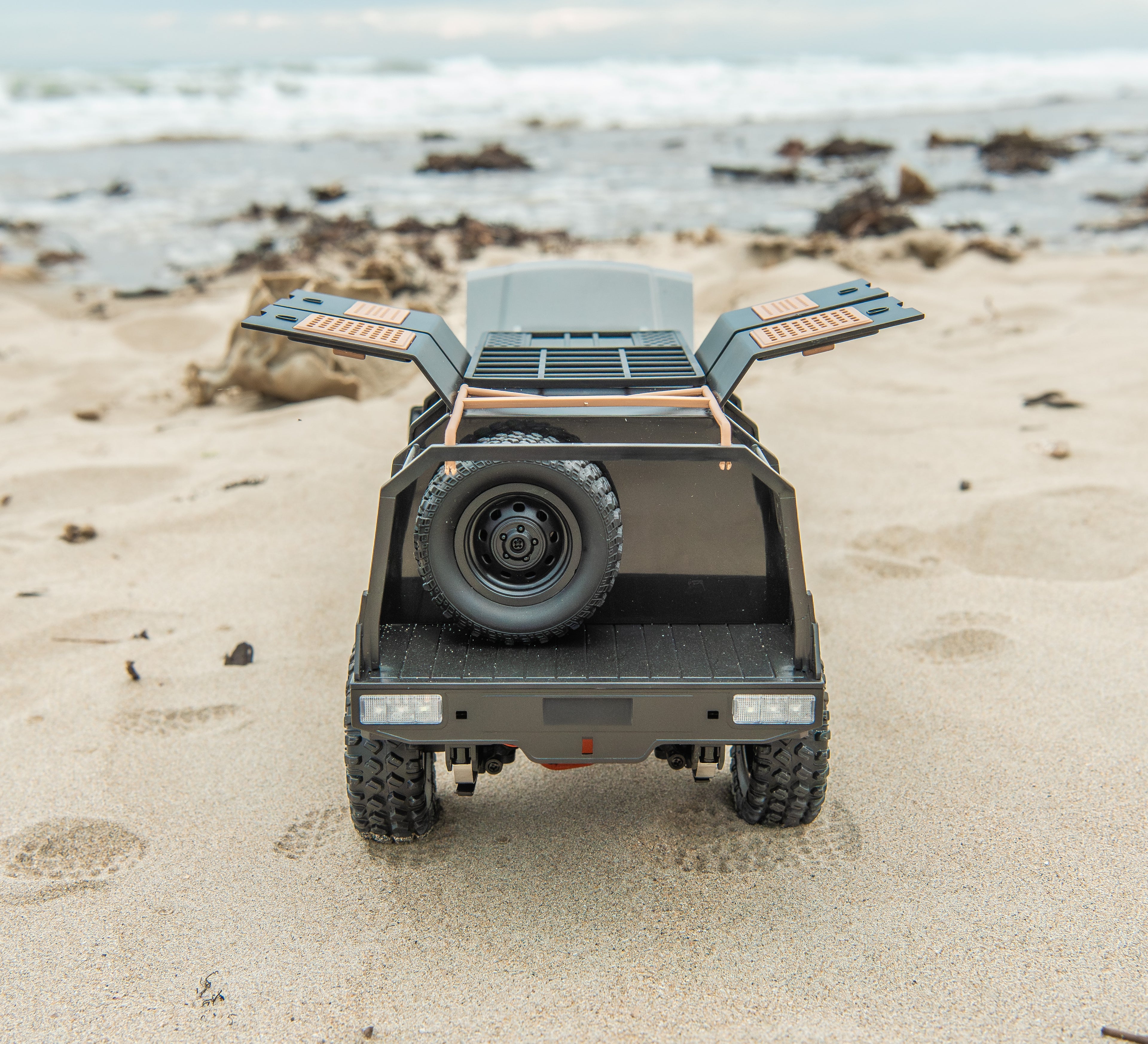 LC79 RC CRAWLER TOURER (SILVER)