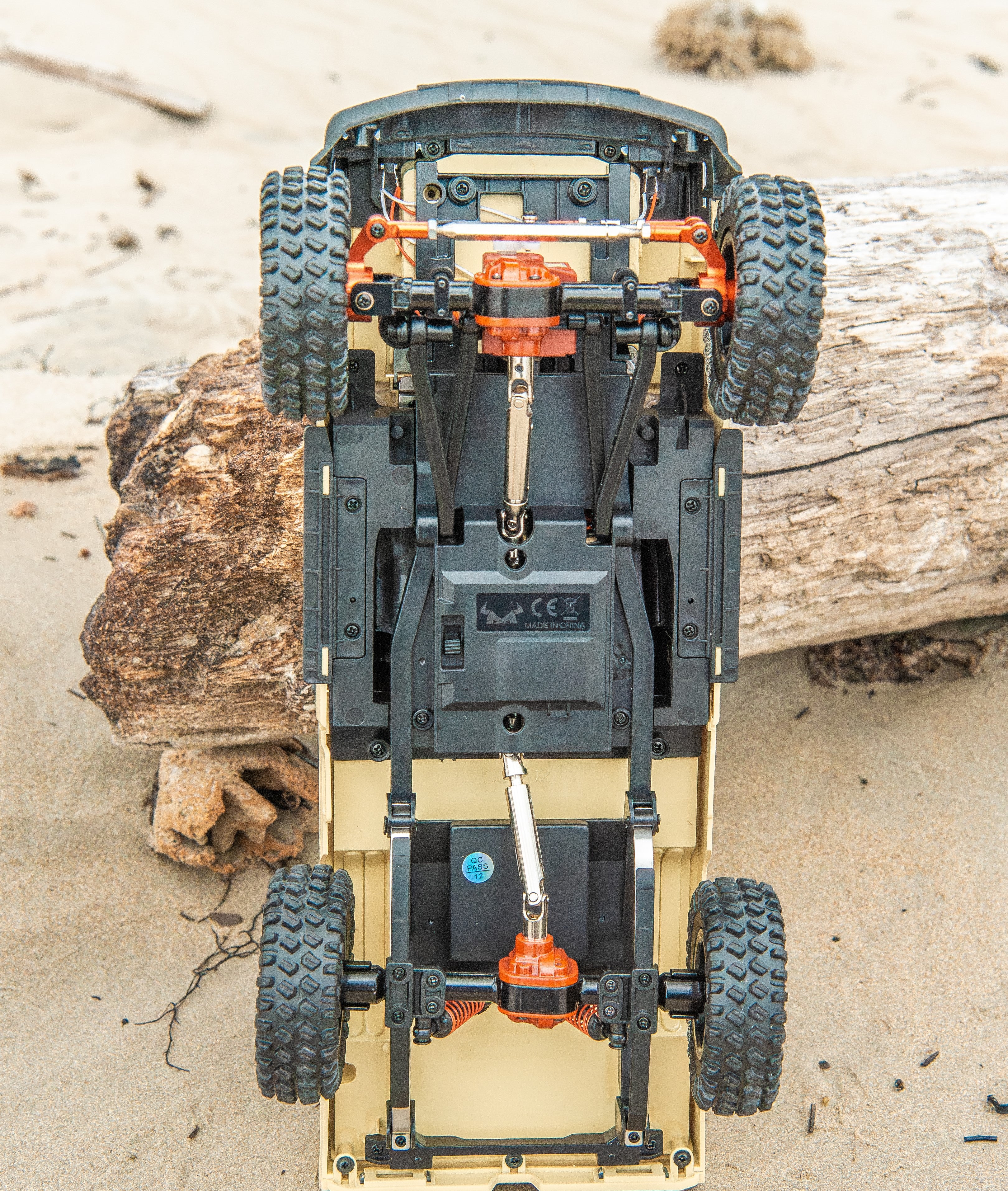 LC79 RC CRAWLER PICKUP (YELLOW)